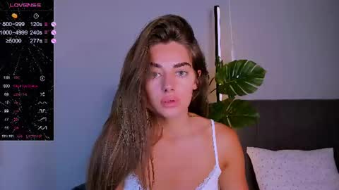Ashley online show from August 5, 6:50 pm