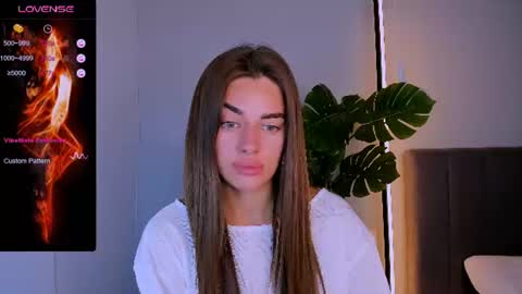 Ashley online show from August 11, 6:32 pm