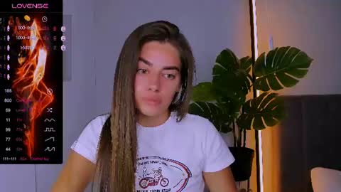 Ashley online show from August 12, 6:10 pm