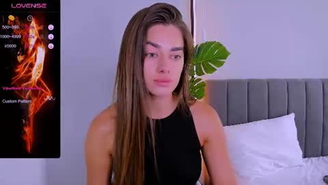 Ashley online show from August 15, 9:35 am
