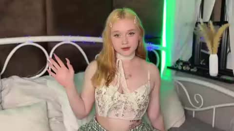 Ashley online show from August 5, 11:14 pm