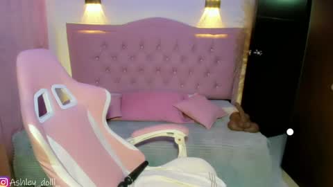 Ashley online show from August 13, 9:51 pm