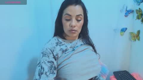 ashley_joyx_ online show from May 22, 5:42 am