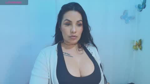 ashley_joyx_ online show from June 11, 5:02 am