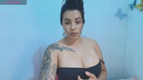 ashley_joyx_ online show from June 19, 4:56 am