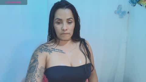 ashley_joyx_ online show from June 28, 5:21 am