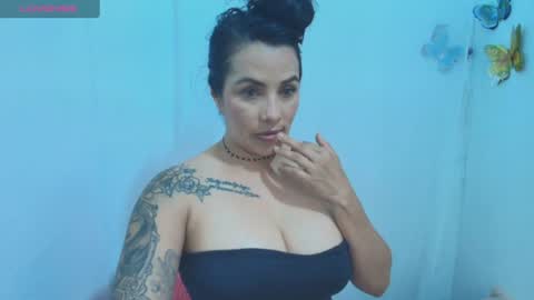 ashley_joyx_ online show from July 1, 3:18 am