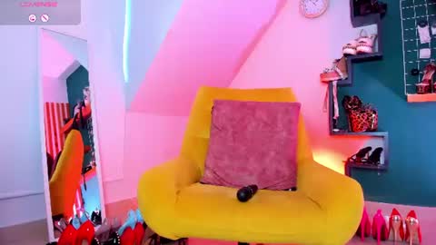 ashley_leon_ online show from August 14, 4:54 pm