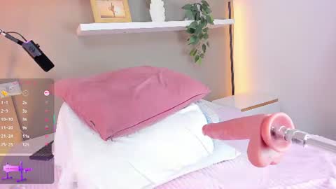 Ashley online show from July 30, 9:32 pm