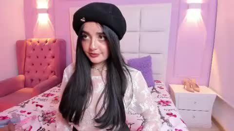 ashley_petit online show from August 8, 8:20 pm