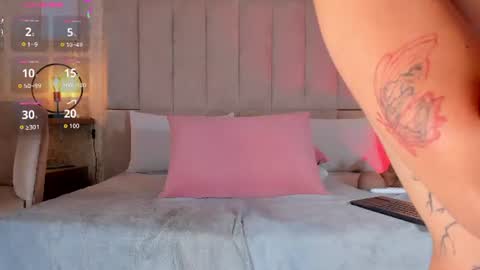 ashley online show from August 3, 11:34 pm