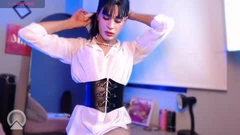 Ashley  online show from August 6, 11:15 pm