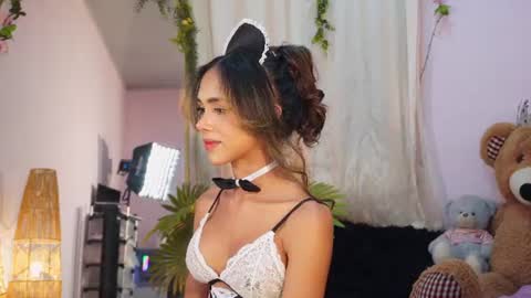 ashley_winhouse online show from August 12, 2:14 am