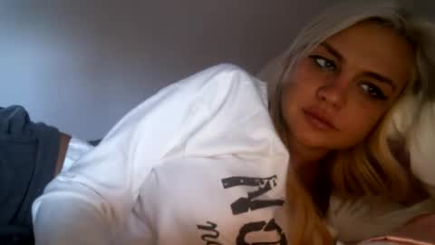 ashleymaddyyyy647935 online show from July 30, 4:58 pm