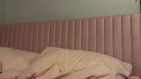 ashleymaddyyyy647935 online show from August 7, 8:36 am
