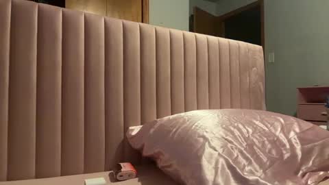 ashleymaddyyyy647935 online show from August 13, 9:56 am