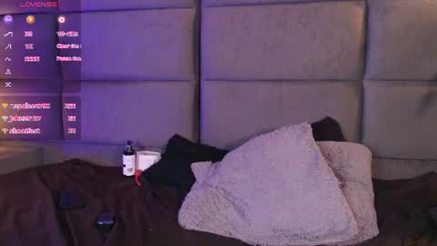 ASHLEY online show from July 30, 6:36 pm