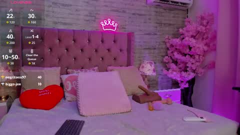 ashleynelsonn online show from June 30, 10:44 pm