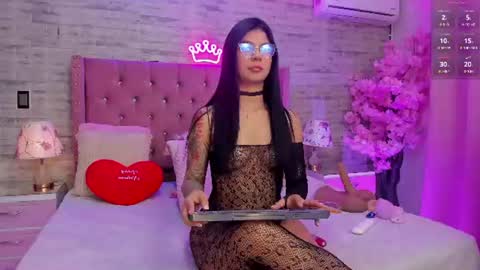 ashleynelsonn online show from July 3, 9:17 pm