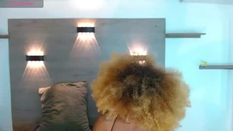 ashleysofiathenison online show from August 11, 3:25 pm