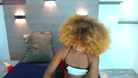 ashleysofiathenison online show from August 11, 7:49 pm