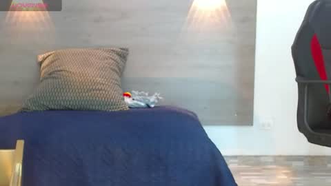 ashleysofiathenison online show from August 14, 6:44 pm