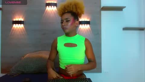 ashleysofiathenison online show from August 15, 7:51 pm