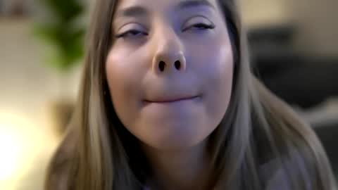 AshleyVox online show from August 15, 4:38 am