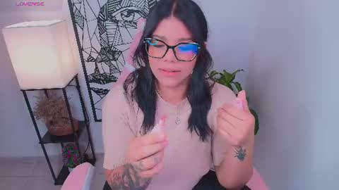 Ashleyy18   online show from August 1, 11:00 pm