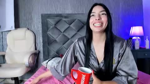 Ashly online show from August 11, 6:21 pm