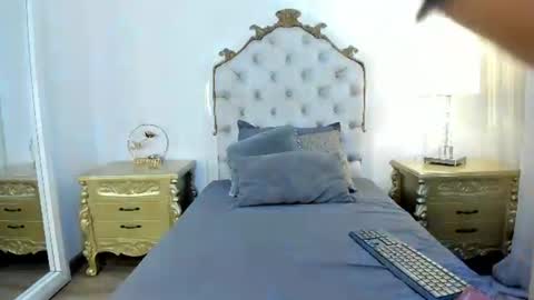 Ashly online show from August 7, 10:48 am