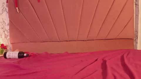 ashnikko_mine online show from August 12, 4:04 am