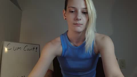 Ash online show from March 14, 11:42 pm