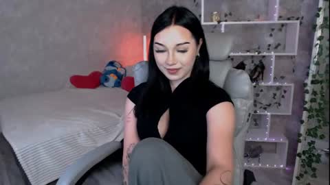Ash online show from September 7, 5:30 pm
