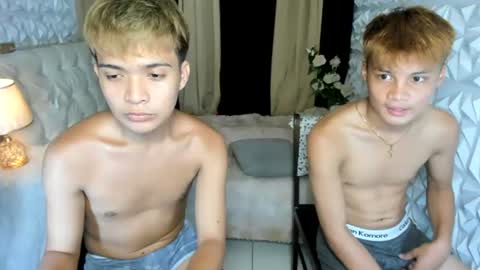 asian_blakefoster online show from June 23, 5:19 am