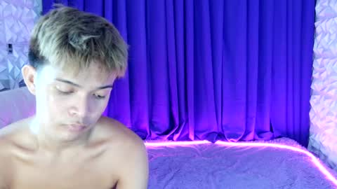 asian_blakefoster online show from June 24, 4:47 am