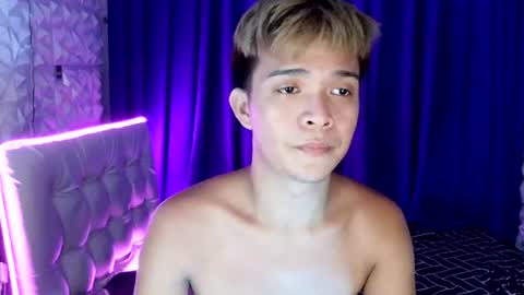 asian_blakefoster online show from June 27, 4:27 am