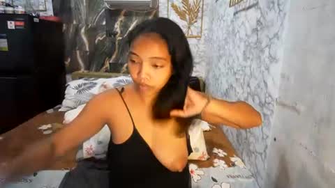 im janeth single mom online show from August 4, 7:16 am