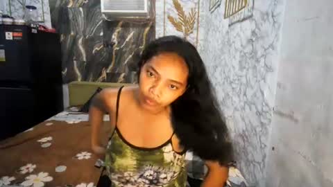 im janeth single mom online show from August 6, 12:20 am