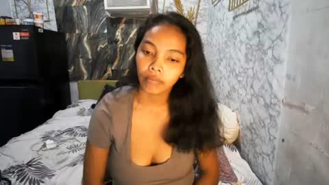 im janeth single mom online show from August 12, 4:59 am