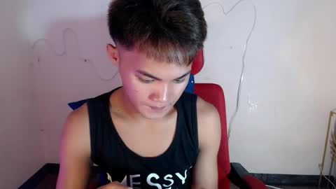 asian_lover05 online show from July 8, 7:07 pm