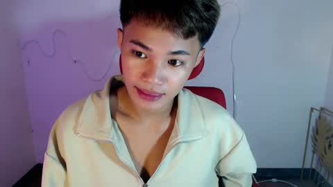 asian_lover05 online show from July 10, 7:30 pm