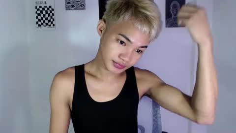 asian_lover05 online show from July 20, 8:23 pm