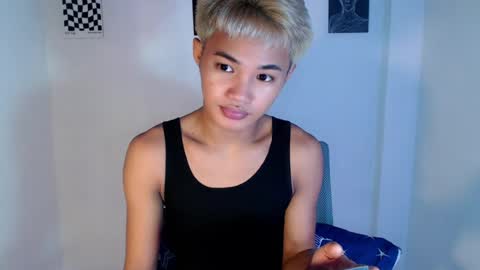 asian_lover05 online show from July 23, 3:03 pm