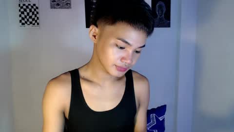 asian_lover05 online show from July 27, 10:10 am