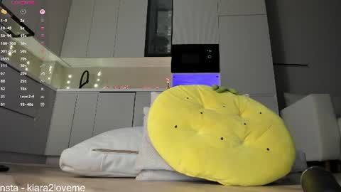 asian_loverpop online show from August 13, 7:55 am