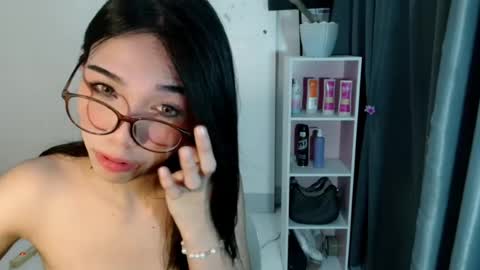 asian_petite69 online show from August 13, 2:31 pm