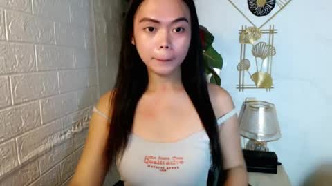 asian_pretty143 online show from August 10, 10:27 am