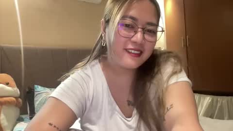 Curvy online show from March 13, 4:21 am