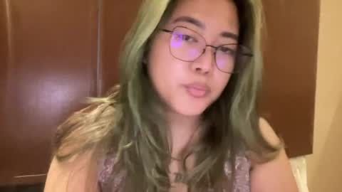 Curvy online show from June 19, 2:17 pm